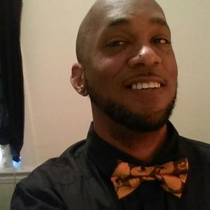 Meet your Posher, Derrick